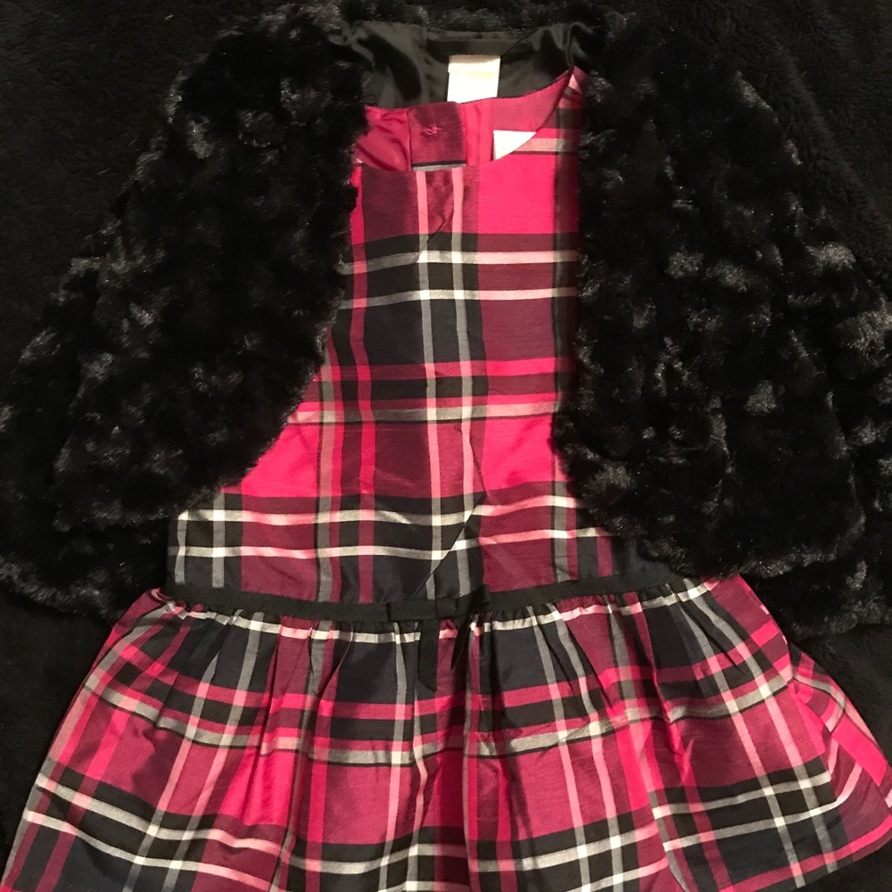 💕V-Day plaid dress w/ black velvet crop sweater